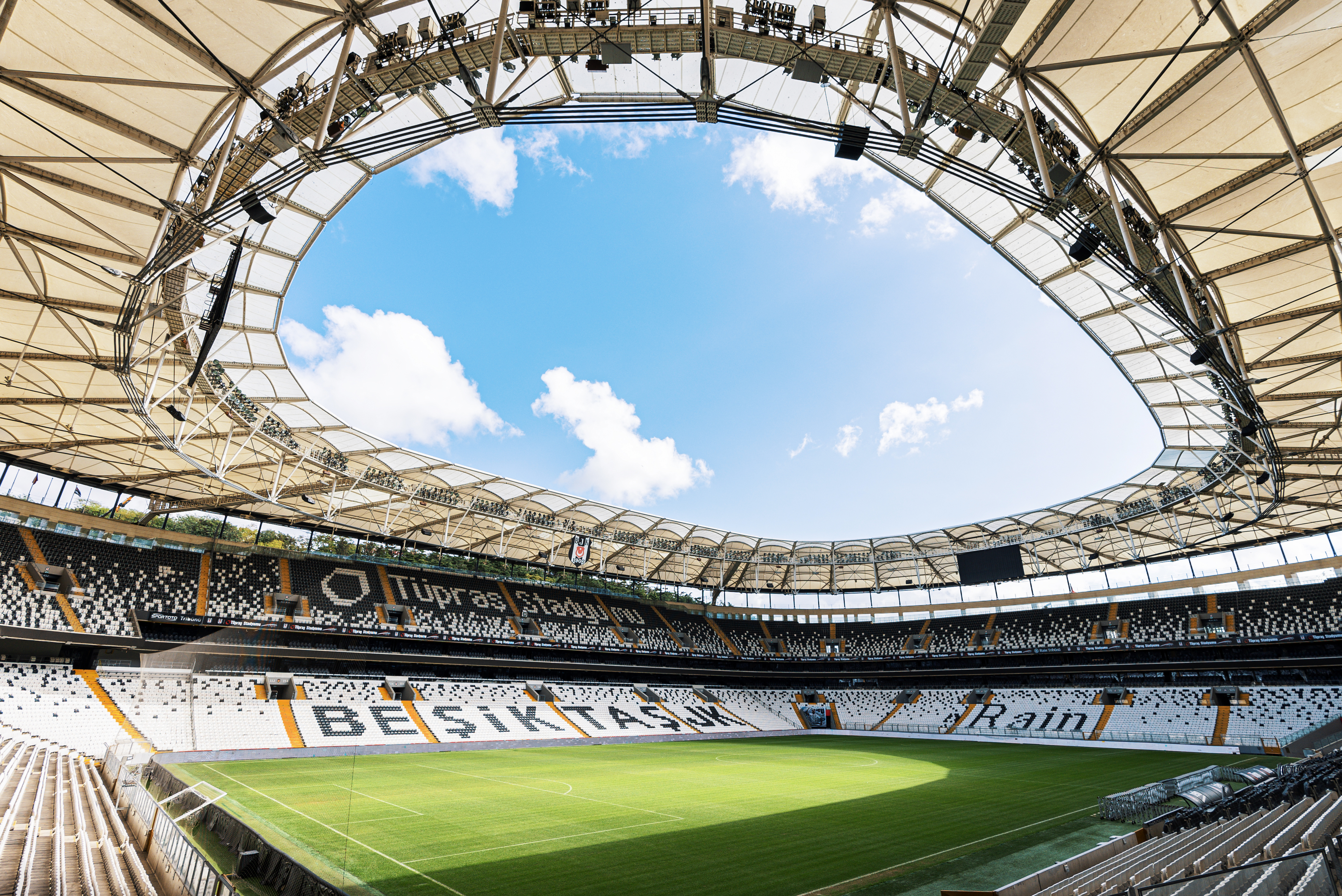 Beşiktaş Park Istanbul — sân vận động chủ nhà của chung kết Europa League 2026